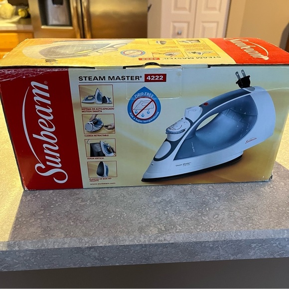 Sunbeam Bath Sunbeam Steam Master Iron With Antidrip 4222 Poshmark